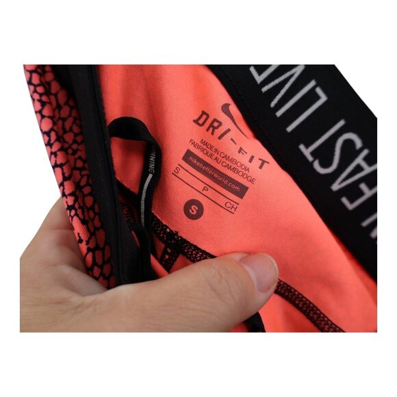 Nike Dri Fit Soul Cycle Womens Pink Printed Relay Capri Leggings Size Small - Picture 6 of 8